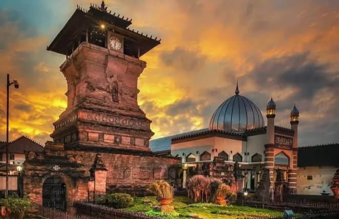 Kenali Lebih Dalam: Wisata Budaya Terbaru 2024 di Kudus Menyelami Sejarah dan Tradisi Lokal!