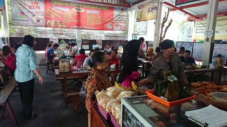 Daftar Rekomendasi Kuliner Unggulan di Sekitar Stasiun Solo Balapan