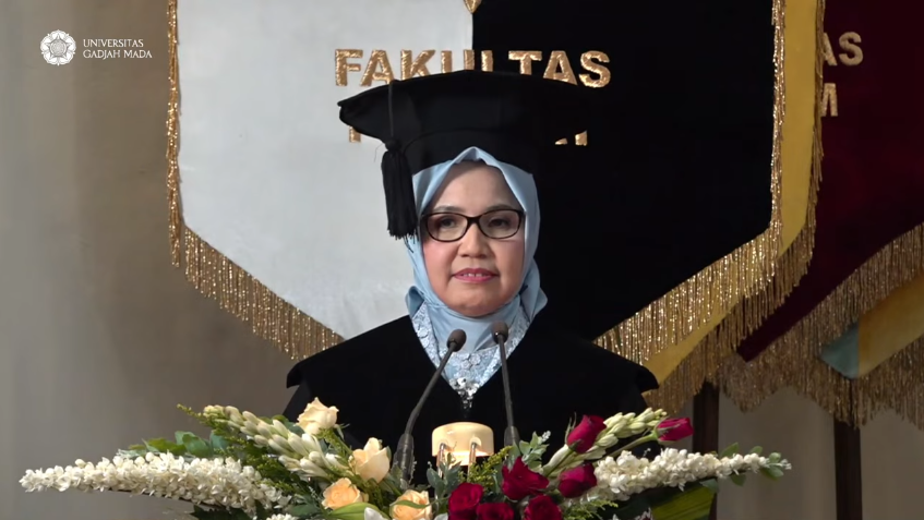  Pengukuhan Guru Besar UGM Siti Murtiningsih, Ungkap Kerangka Pendidikan di Era Kecerdasan Buatan