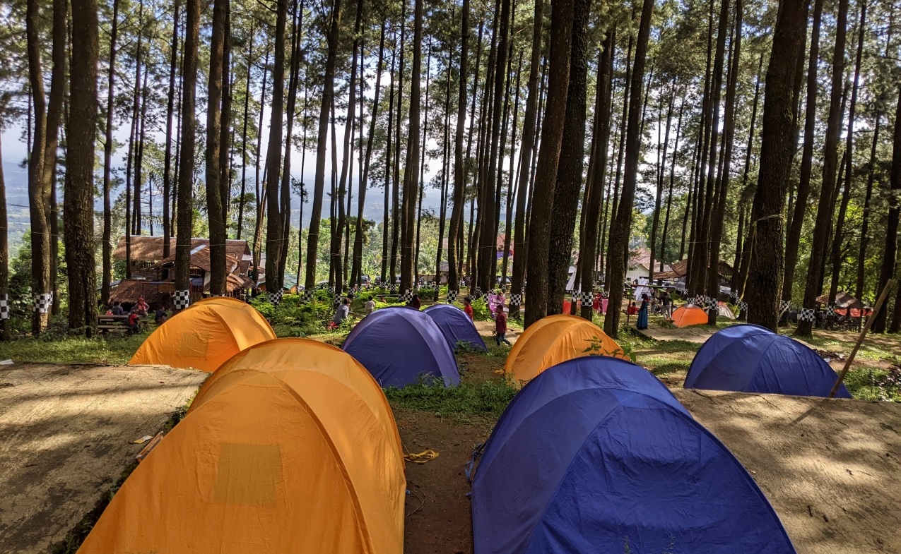 5 Tempat Wisata Terbaru 2024 Andalan Anak Muda untuk Camping Sekitar Semarang