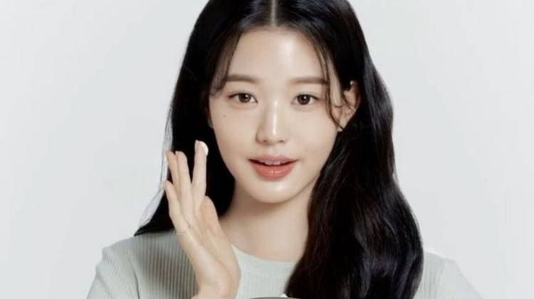 Rekomendasi Toner untuk Kulit Berminyak Agar Skincare Bekerja Maksimal