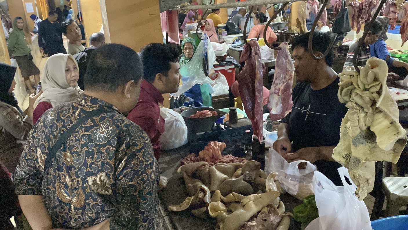 Pastikan Daging Sapi Bebas Gelonggongan, Dinas Pertanian Yogyakarta Sidak Pasar