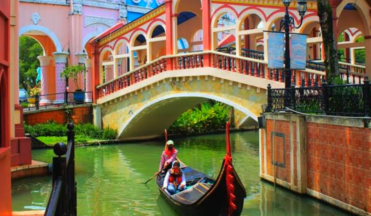 Little Venice: Wisata Terbaru 2024 Bogor Tampilkan View Miniatur Bangunan Layaknya di Kota Venesia, Cek Disini