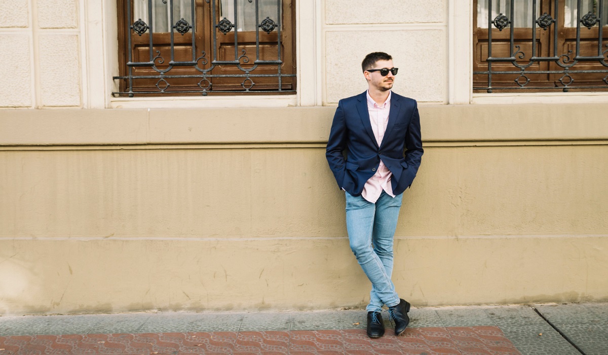 7 Ide Paduan Warna Outfit Pria dengan Gaya Timeless yang Modis dan Kontemporer, Cek Disini