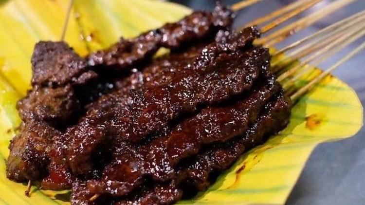 Daging Empuk Sate Kerbau Kudus Jadi Kuliner Ikonik Paling Wajib Diserbu 