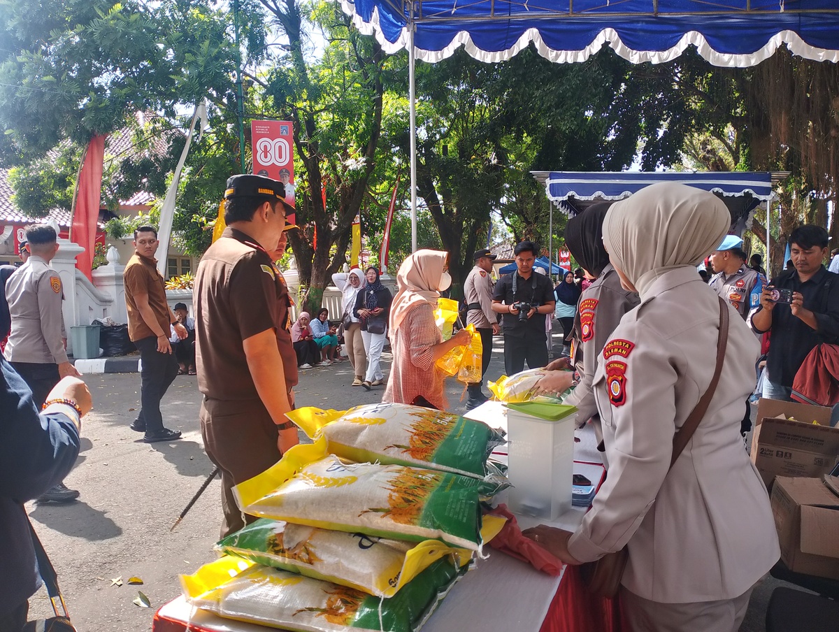 Pasar Murah Sleman Tekan Lonjakan Harga Kebutuhan Pokok Jelang Hari Besar