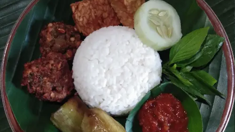Surga Kuliner Malam Sidoarjo ini Daftar Tempat Makan Enak, Murah dan Hits 