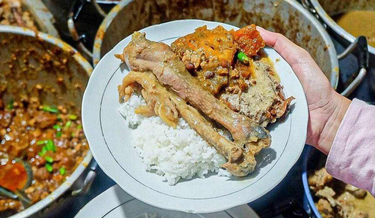 5 Rekomendasi Kuliner Lezat Jogja yang Buka sampai Dini Hari, Solusi Tepat Lapar Tengah Malam