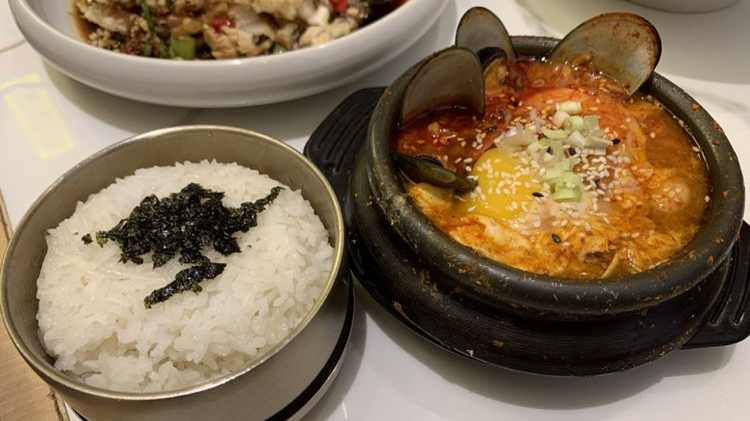 Rekomendasi Menu Ala Korea Food di Central Park Jakarta Barat Porsi Melimpah, Berikut Ulasan Lengkapnya
