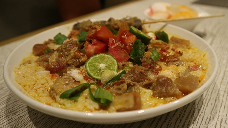 Masuk Kuliner Ikonik Dari Gulai Tikungan Hingga Sate Padang di Jakarta