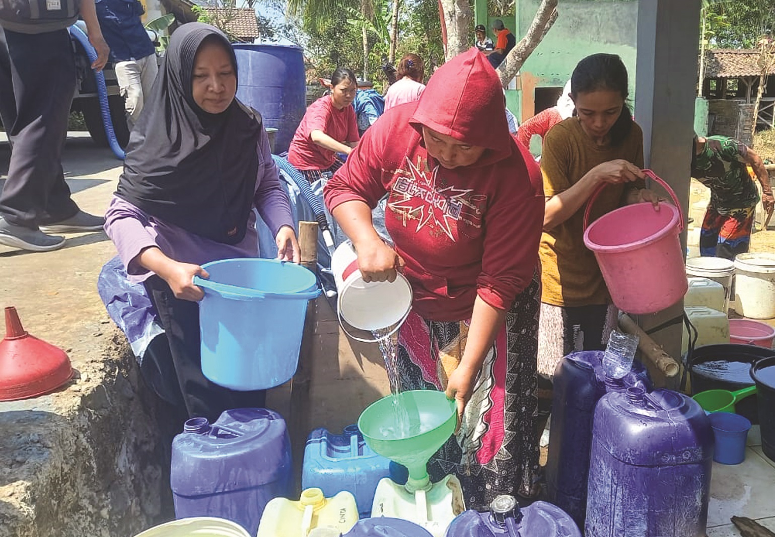 Polres dan Polres Magelang Kota Bantu Dusun Tepu Air Bersih