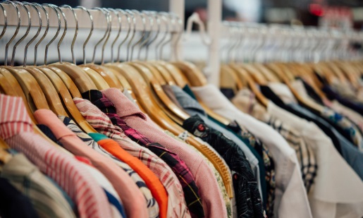 Jangan Sampai Salah Pilih! Ini Dia 6 Tips memilih Baju Thrift yang Benar!