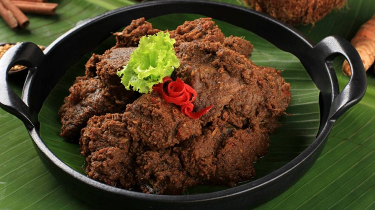 Daftar Sajian Legendaris Minangkabau dan Lokasi Santap Pilihan