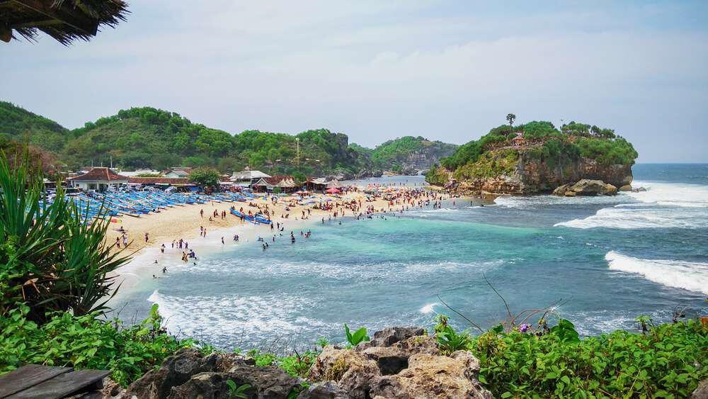 Wisata Terbaru 2024 Pantai Drini Jogja: Pesona, Lokasi, Rute, dan Tiket Masuk