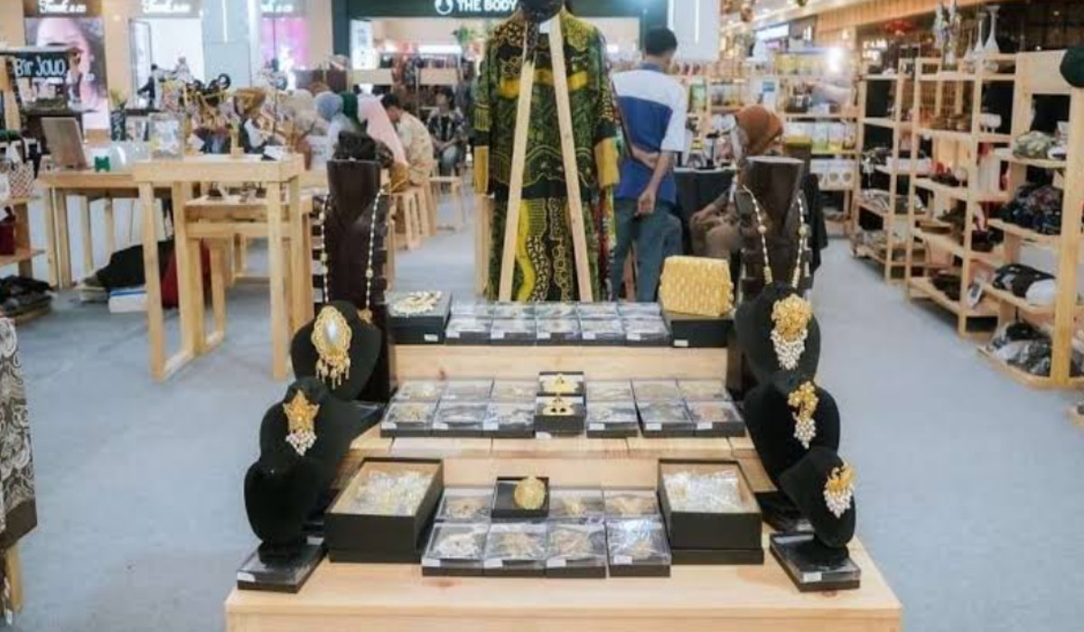 Momentum Kenalkan Produk Istimewa, DiskopUKM Yogyakarta Buka Pameran Produk UMKM dengan Tema Jogja Kaya