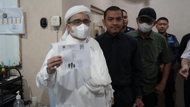 Ini Penjelasan Kemnekumham Terkait Dibebaskannya Habib Rizieq