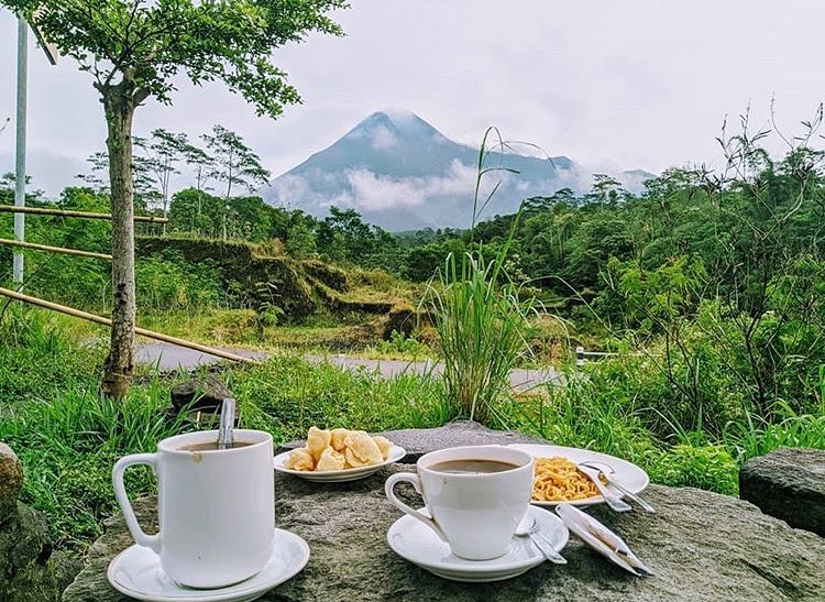 Kopi Merapi Jogja; Rekomendasi Ngopi Cantik dengan Suasana yang Syahdu di Kaki Gunung Merapi