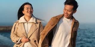 Inspirasi Fashion Outfit Earth Tone Untuk Pria Dan Wanita, Elegan Cocok Dipadu Padankan Untuk Berbagai Acara 