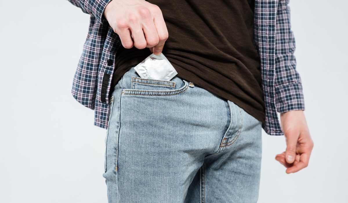 Buat Penampilan Terus Optimal, Simak 5 Jenis Celana Pria yang Keren untuk Kamu Koleksi