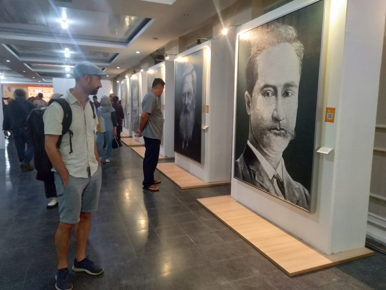 Pameran SciArt 8.0 di Benteng Vredeburg Tampilkan Lukisan Potret 20 Ilmuwan Inpiratif