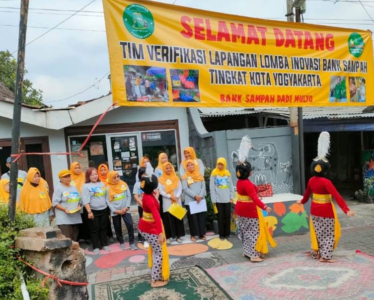 Ikuti Lomba Bank Sampah, Peserta dari Kelurahan Cokrodiningratan Diverifikasi