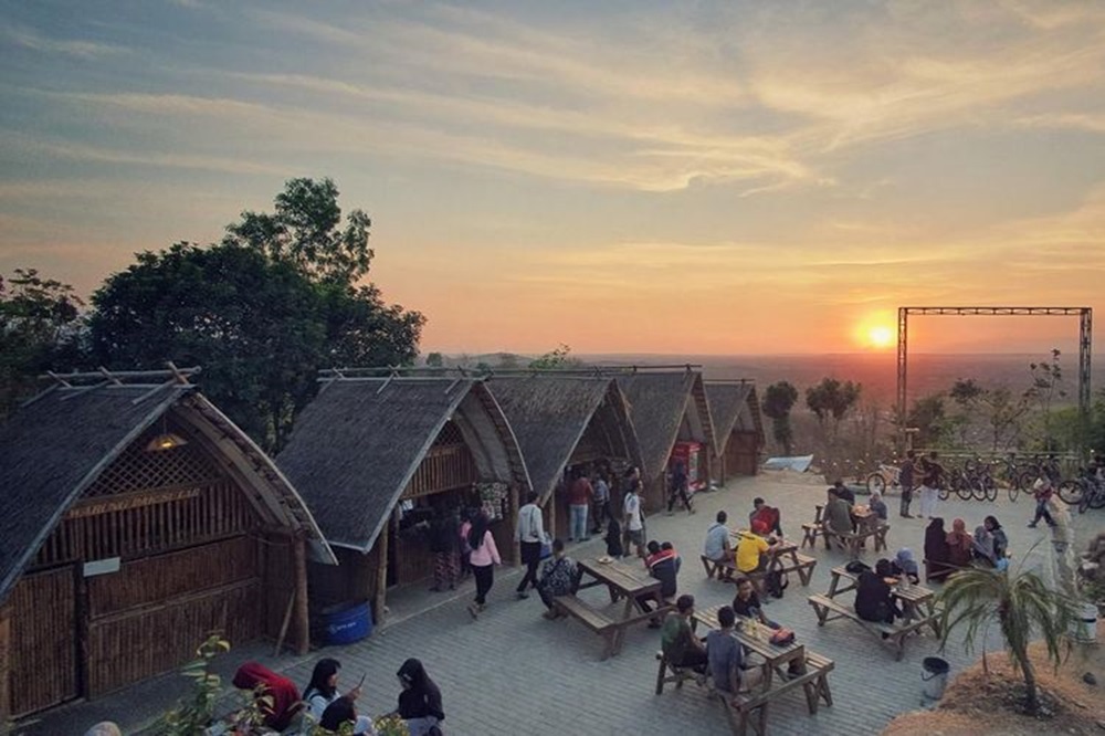 Dari Pantai Hingga Bukit, Inilah Berbagai Spot Sunset di Bantul dengan Pemandangan Paling Indah