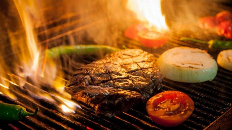 Menjelajah Wisata Kuliner Malam di Solo Hits di Sepanjang Jalan Ir Juanda Jebres