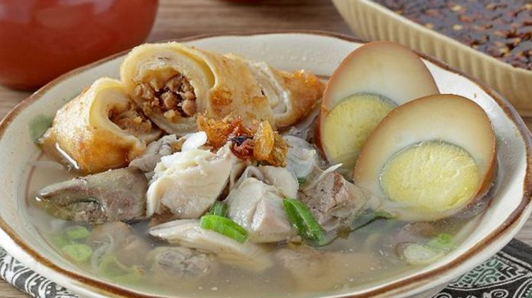 Menjelajahi Kelezatan Wisata Kuliner Tersembunyi di Kota Bengawan Solo 