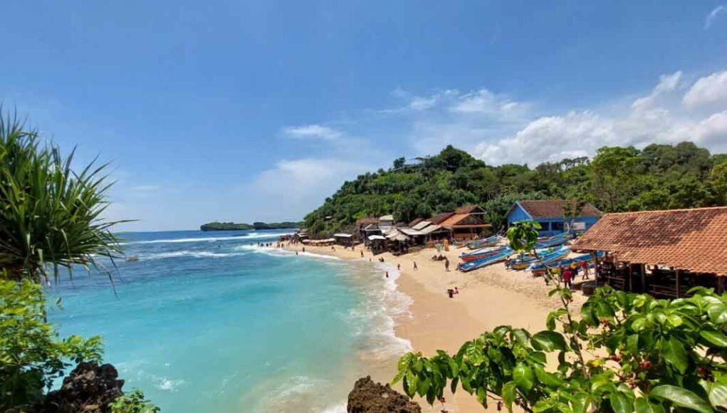 Menilik Wisata Terbaru 2024 Pantai Ngandong Gunungkidul? Tampilkan Pesona Bahari Lengkap dengan Fasilitasnya