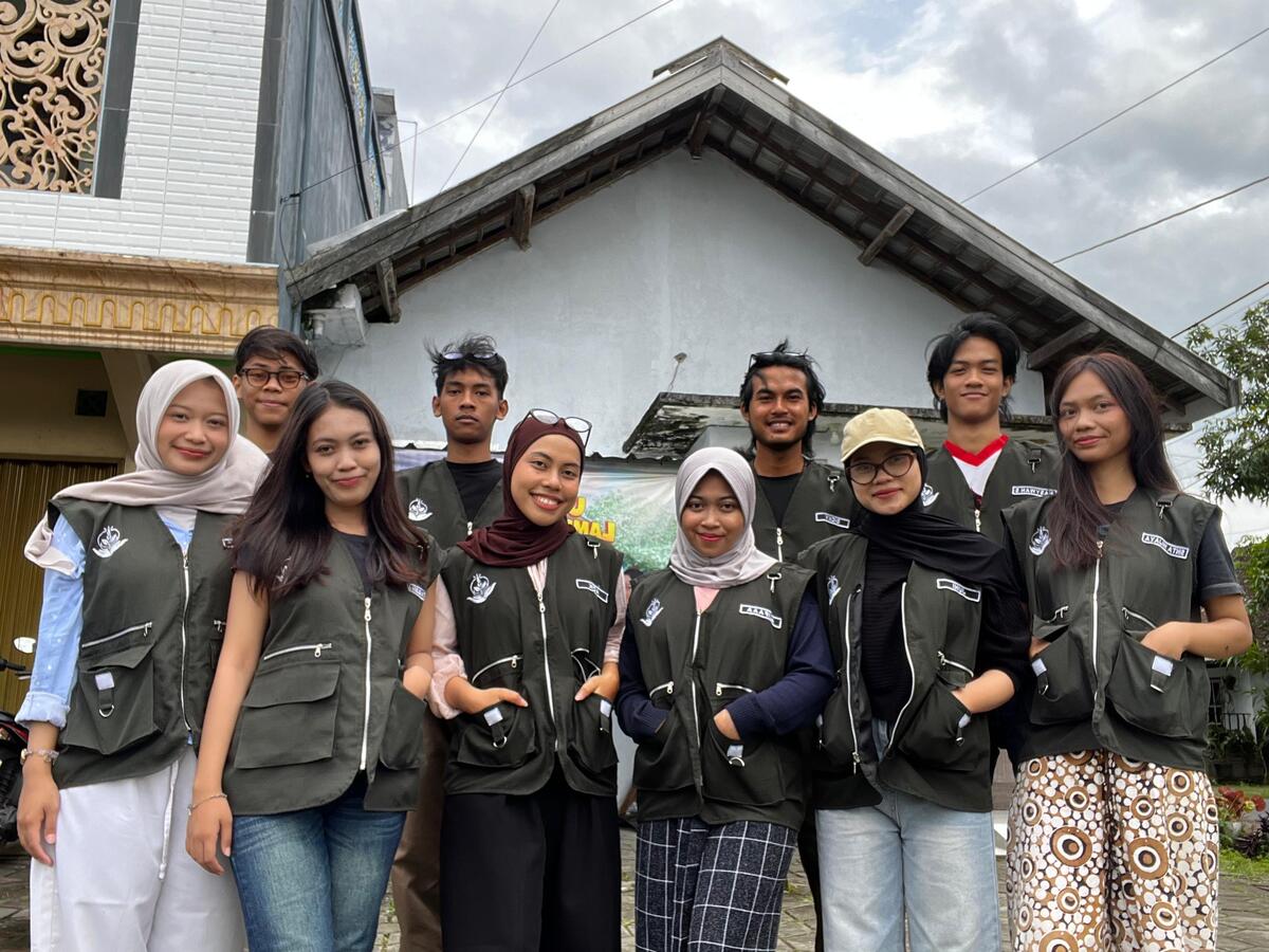 Mahasiswa UNY Dampingi UMKM dan Lingkungan di Dusun Carian Sleman