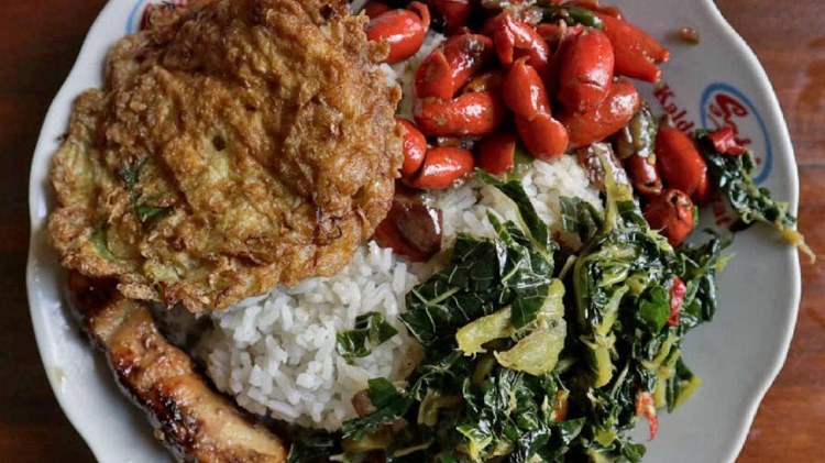 Remas Rames Menu Rekomendasi Warung Nasi Rames Paling Favorit untuk Sarapan Yogyakarta ...