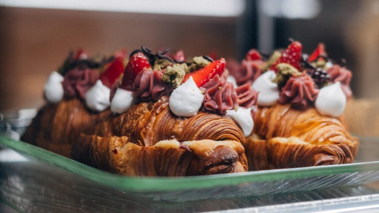 Kafe Kekinian ini Cocok Untuk Nongkrong Cantik, Simak Referensi Selengkapnya