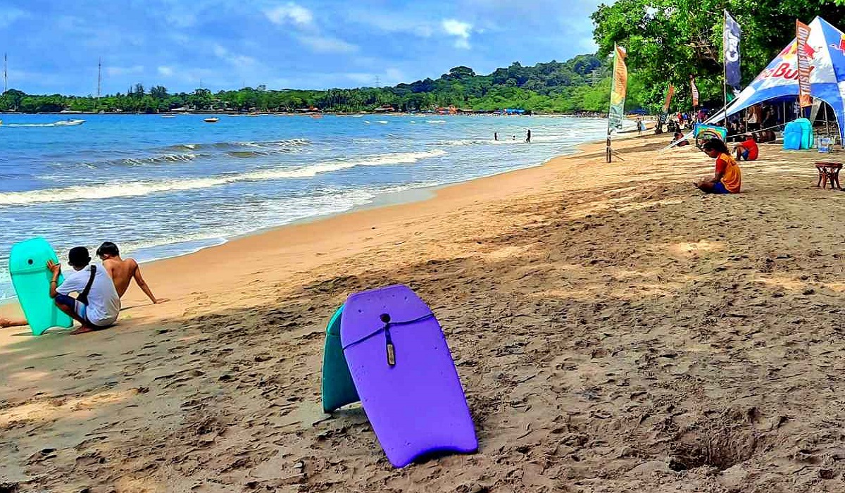 Wisata Pantai Carita Banten: Spot Menarik dengan Keindahan Alam Permukaan, Simak Disini