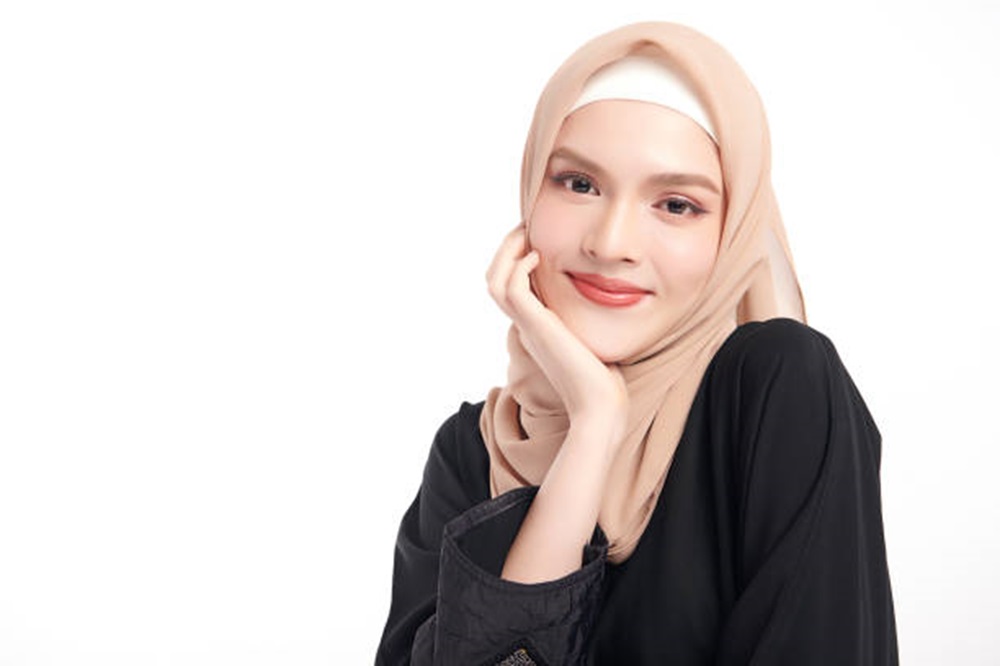 Rekomendasi Warna Ciput untuk Semua Warna Hijab, Wajib Jadi Koleksimu