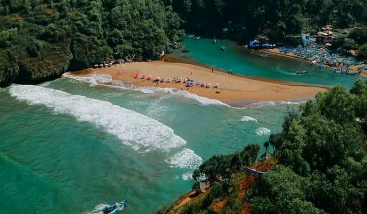 Unik dan Punya Visual Memukau, Berikut Daya Tarik dan Fasilitas Wisata Terbaru 2024 Pantai Baron Yogyakarta