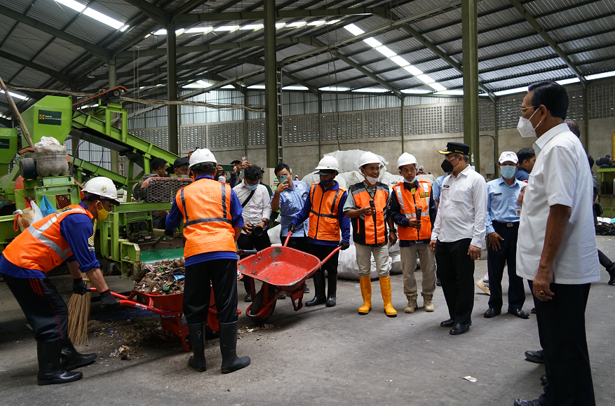 Sri Sultan Kumpulkan Bupati dan Wali Kota DIY Bahas Penanganan Sampah Bersama