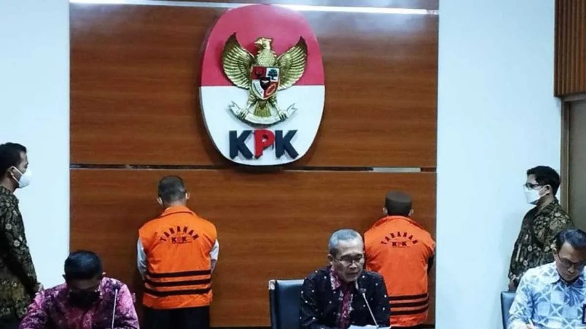 KPK Periksa 8 Saksi Kasus Korupsi Stadion Mandala Krida untuk Tersangka EW 