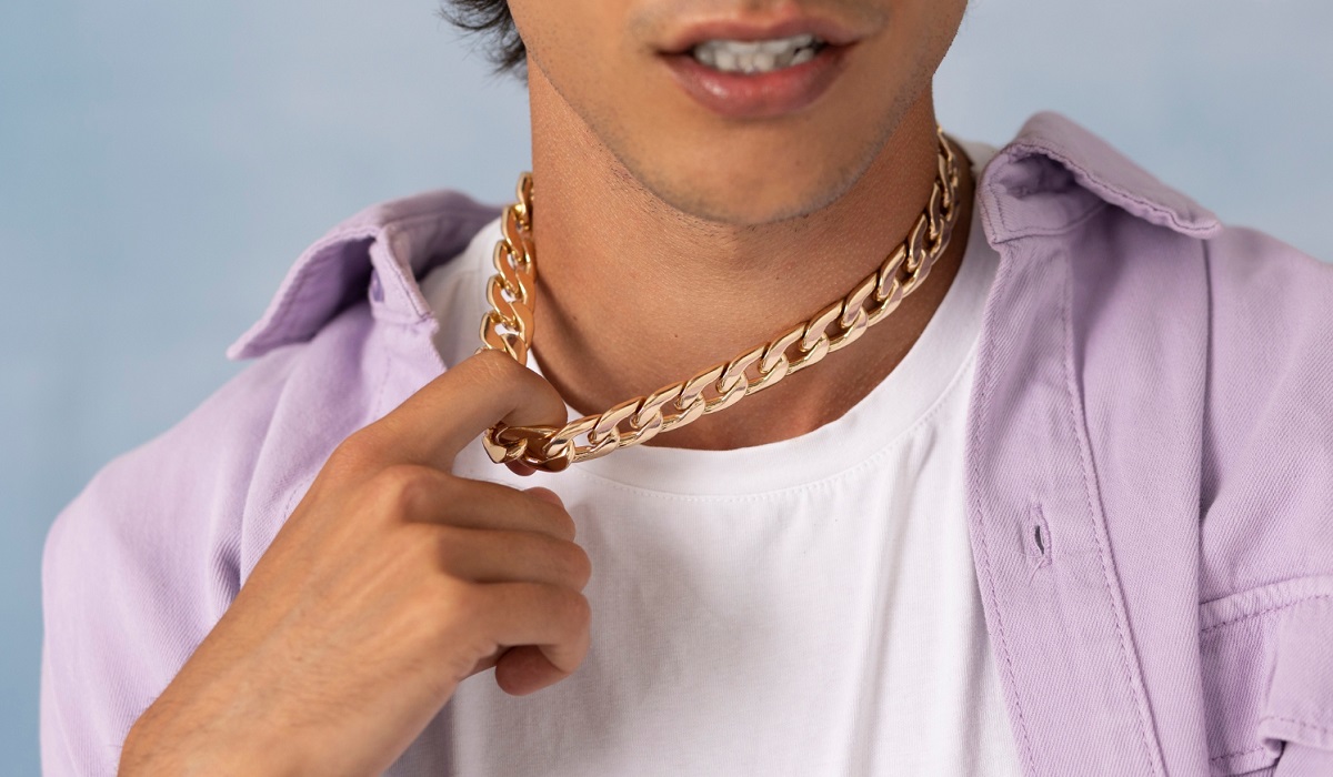 5 Item Fashion Kalung Rantai yang Punya Desain Simpel nan Elegan, Bikin Tampilanmu Makin Stand Out