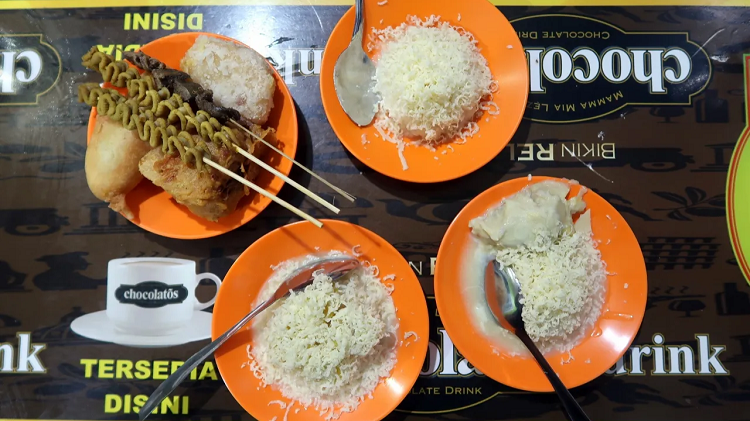 Menjelajahi Kelezatan Tersembunyi Wisata Kuliner Malam di Kota Malang