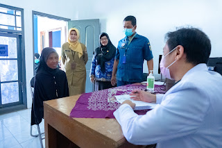 Giliran Warga Sawojajar Antusias Memeriksakan Kesehatan Lewat Program SPELING Gubernur Jateng