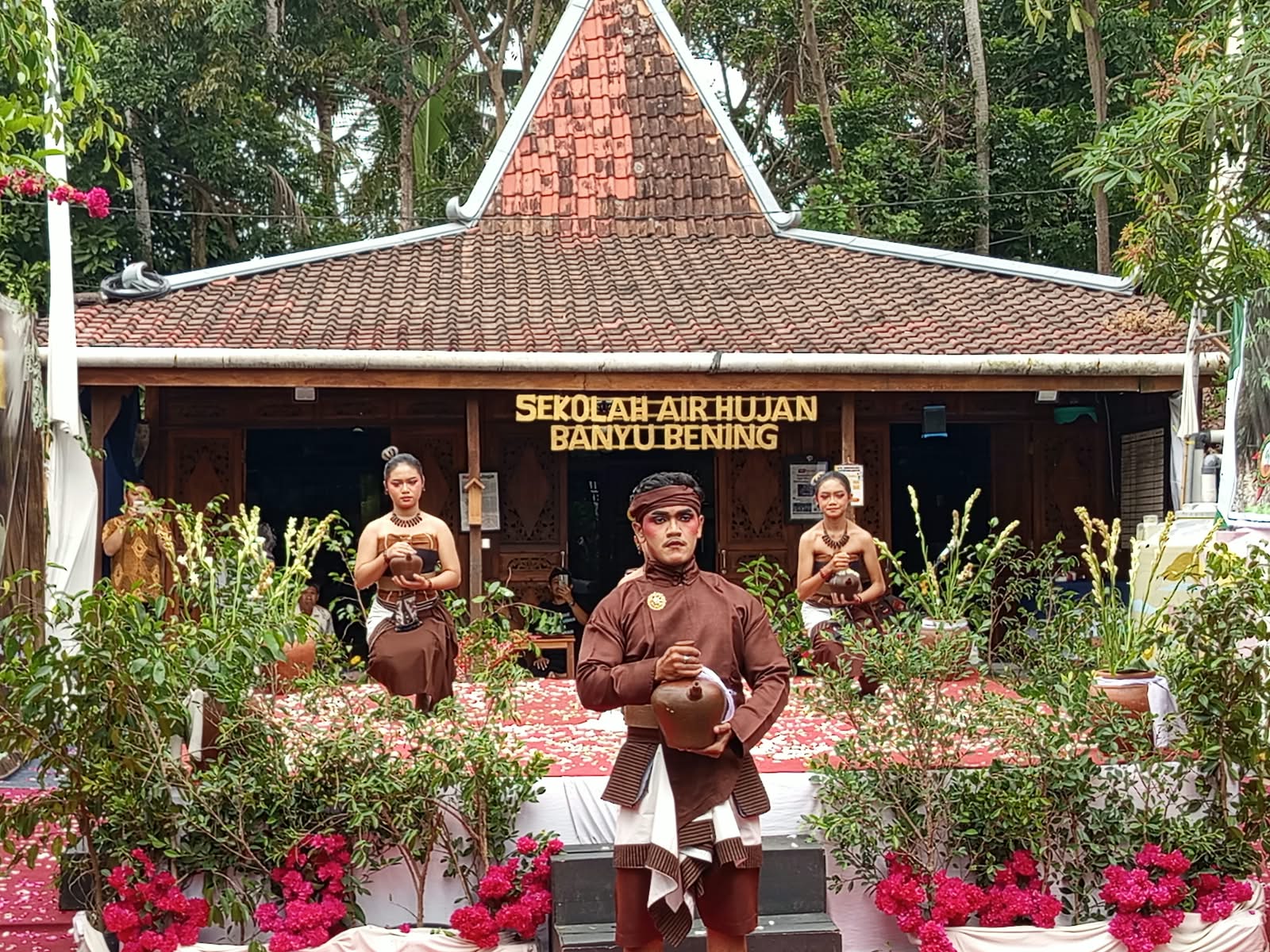 Kenduri Air Hujan, Tradisi Menghormati Air dan Menjaga Alam