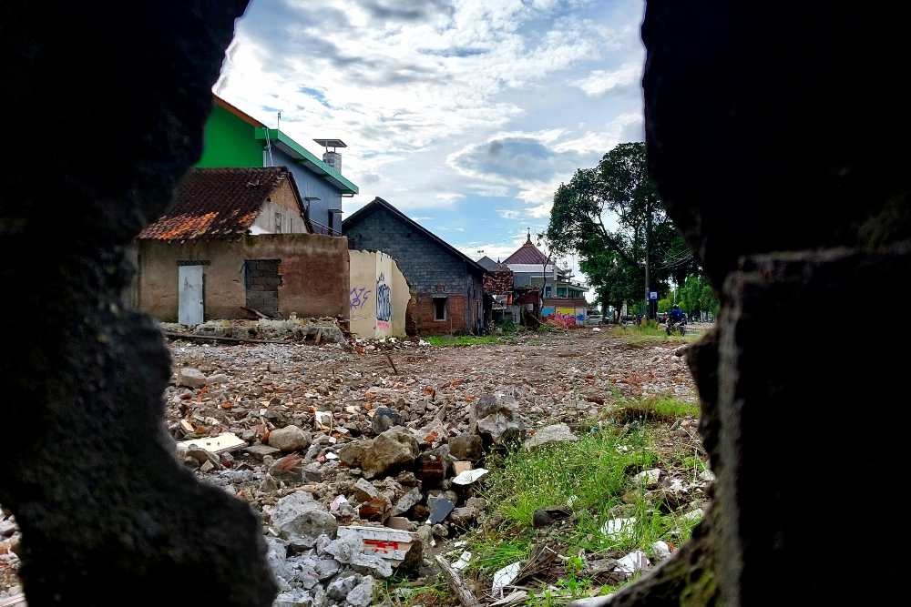 Sejumlah Bangunan Terdampak Tol Jogja-Solo di Luar Ring Road Maguwoharjo Mulai Dibongkar