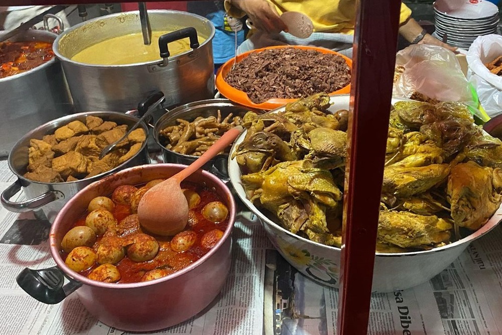 Lapar Tengah Malam? 5 Tempat Makan Buka Sampai Dini Hari di Jogja Ini Siap Jadi Penyelamatmu