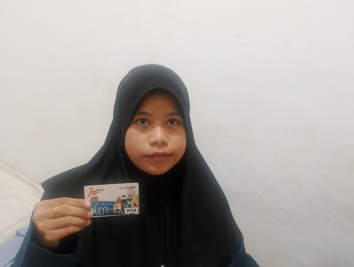 BTN Menjaga Mimpi Ros, Dari Teras Rumah Sakit ke Pascasarjana