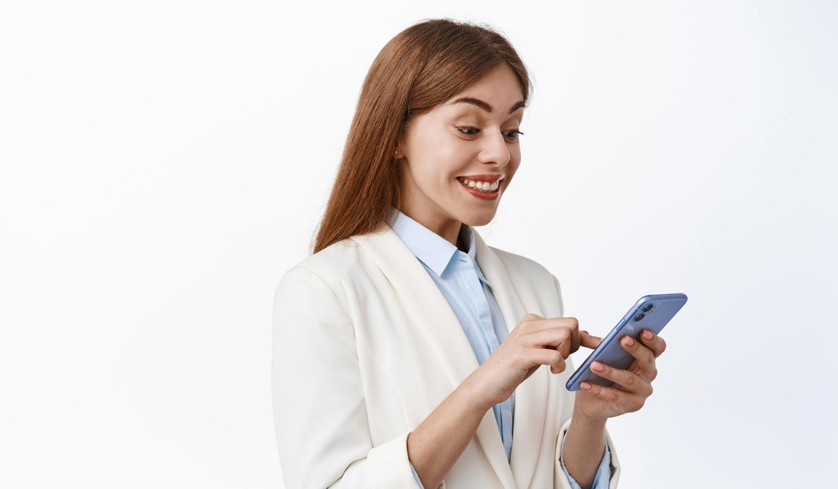 Modal Baca Online dan Dapatkan Saldo Rp100 Ribu, Simak 5 Aplikasi Baca Novel Penghasil Uang 2025