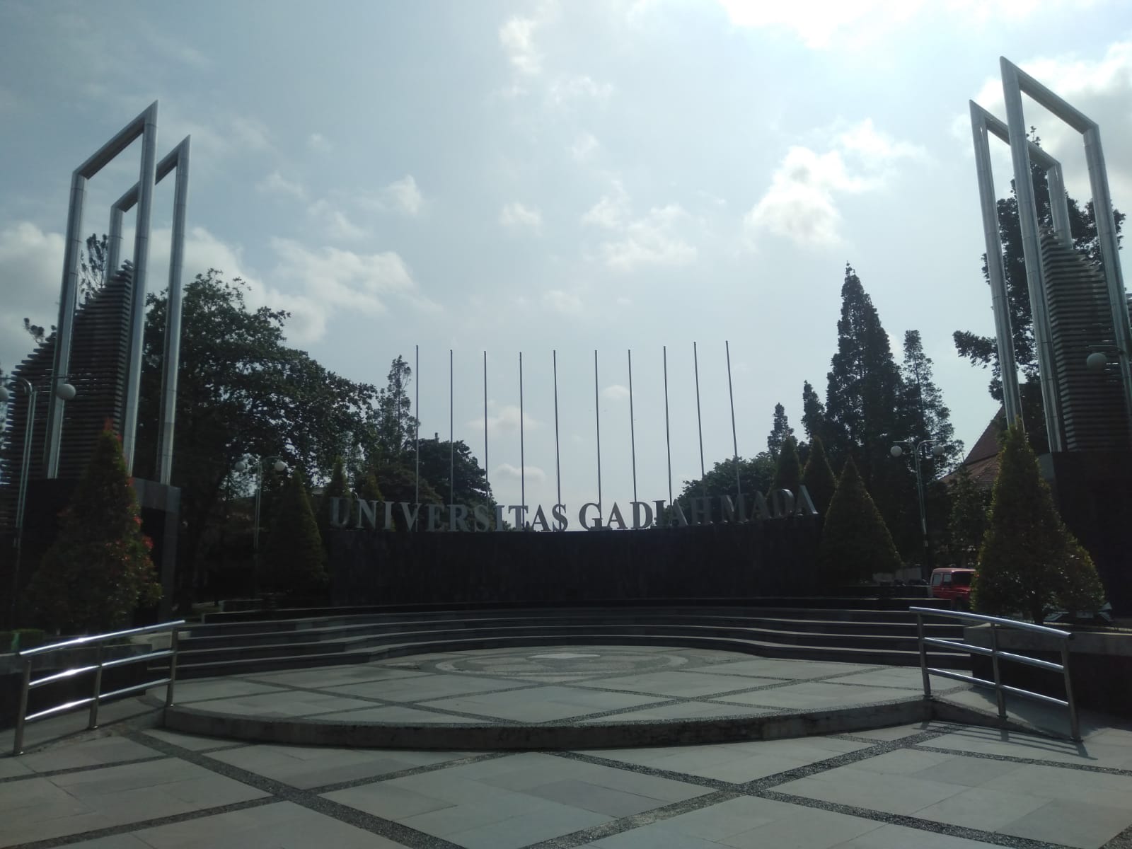 Pejabat UGM Ditetapkan Tersangka Korupsi Pengadaan Biji Kakao Fiktif, UGM: Hormati Proses Hukum