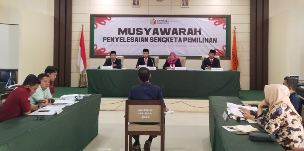 Sidang Sengketa Pilkada 2024 Tegal, Bakal Calon Bupati Perseorangan Hadirkan 4 Saksi