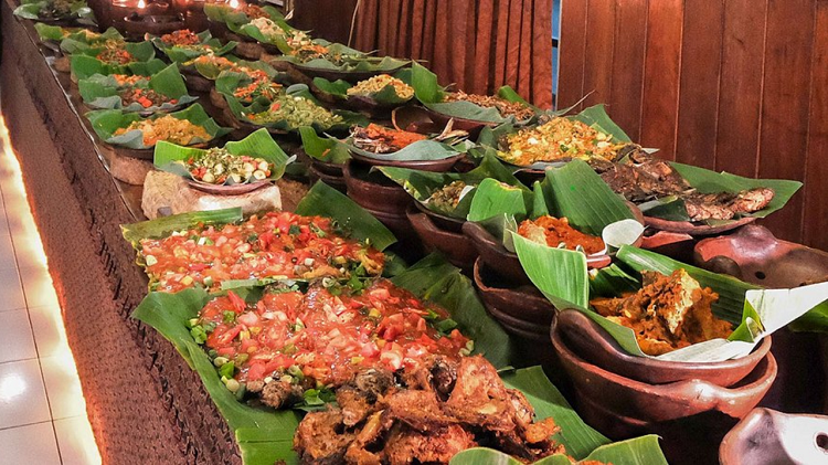 Kelezatan Ramadan Lewat Destinasi Buka Puasa Paling Ikonik dan Nyaman di Jakarta