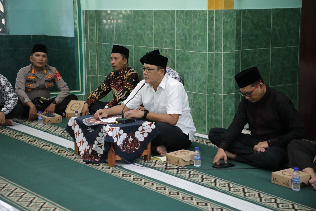 Safari Jumat di Tempel, Wabup Sleman Ajak Warga Jaga Keamanan, Bijak Bermedsos, dan Makmurkan Masjid