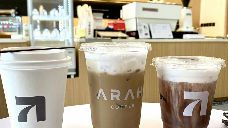 Rekomendasi Kafe Surabaya Cocok Untuk Nongkrong Sampai Kerja, Simak Informasi Lengkapnya Berikut Ini